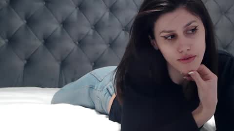 ynnasquirt online show from 02-20-25, 03:41