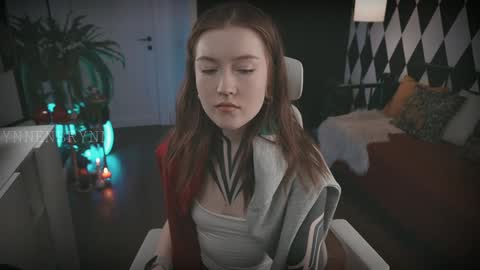 ynnenbrynn online show from 12-26-24, 07:56