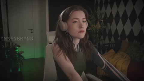 ynnenbrynn online show from 01-22-25, 11:01