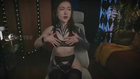 ynnenbrynn online show from 02-28-25, 06:43