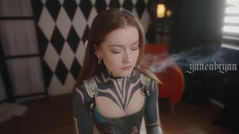 ynnenbrynn online show from 10-11-25, 07:40