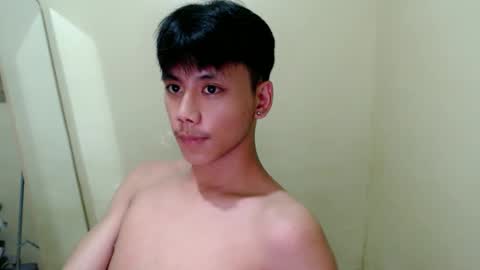 ynotyu online show from 11-18-25, 03:49