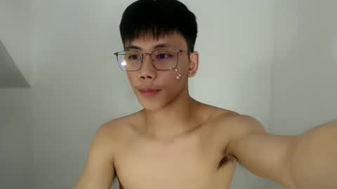 ynotyu online show from 12-21-25, 10:17