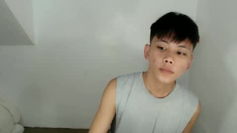 Snapshot of ynotyu chatting on 06-07-26, 02:37 ynotyu online show from 06-07-26, 02:37
