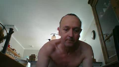Yoann online show from 04-29-26, 07:01