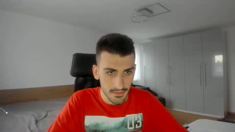 Snapshot of yoda130305 chatting on 11-01-25, 02:19 yoda130305 online show from 11-01-25, 02:19