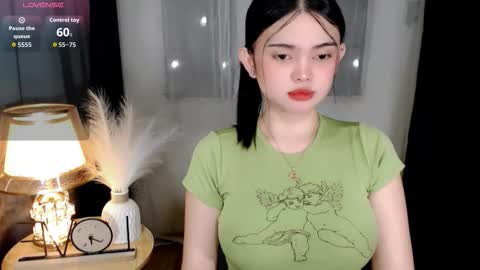 Snapshot of yogirl_abby chatting on 01-10-26, 07:21 Hi i am Abby i am Filipina Aussie youve ever wanted to meet NOT INTO CHEAP GUY online show from 01-10-26, 07:21