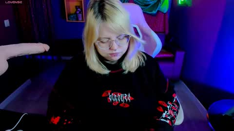 Yoki online show from 01-09-26, 06:27