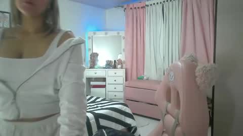 yokiko online show from 09-09-25, 01:43