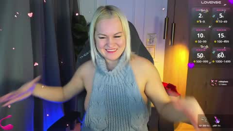 Snapshot of yolanda_kiss chatting on 02-01-25, 08:26 Yolanda online show from 02-01-25, 08:26