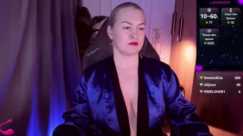 Snapshot of yolanda_kiss chatting on 02-26-25, 07:53 Yolanda online show from 02-26-25, 07:53