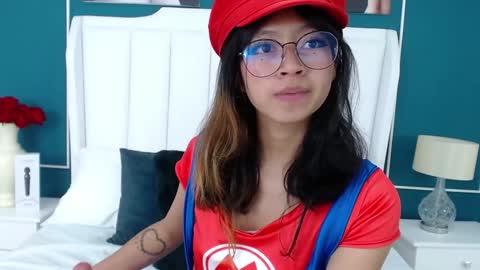 Snapshot of yommi_winx chatting on 01-18-25, 09:55 Yommi Winx online show from 01-18-25, 09:55