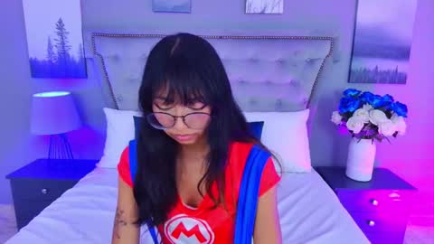 Snapshot of yommi_winx chatting on 09-30-25, 12:04 Yommi Winx online show from 09-30-25, 12:04