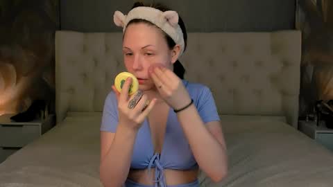 Yona online show from 04-01-26, 05:52