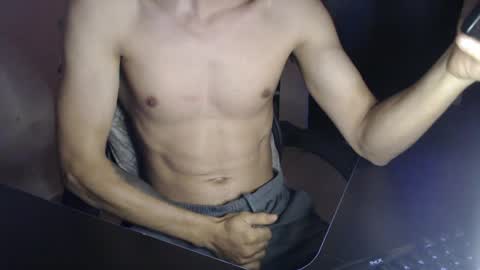 Snapshot of yong_malu67 chatting on 04-02-26, 12:58 YGN Malu online show from 04-02-26, 12:58