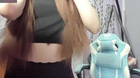 yoonhee_ki online show from 04-23-26, 04:20