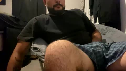 Snapshot of yooo2675 chatting on 12-14-25, 11:37 yooo2675 online show from 12-14-25, 11:37