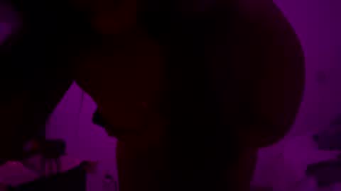 yorlenig692 online show from 10-03-25, 06:54