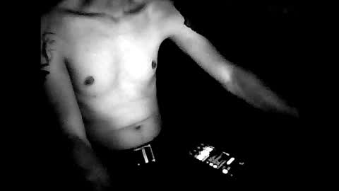 Snapshot of yorshgodsex chatting on 10-07-25, 06:21 Vlad online show from 10-07-25, 06:21