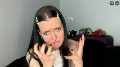 Naomi online show from 04-10-26, 08:08