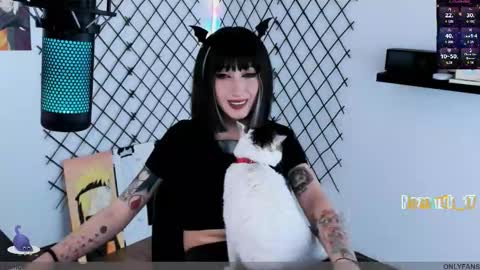 you can call me Andy or  yoshi  3 online show from 11-22-25, 08:52