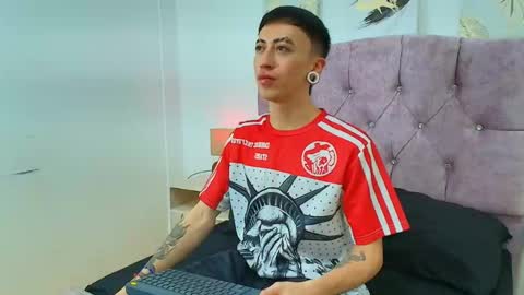 Snapshot of yoshua_smith chatting on 03-28-26, 07:24 Yoshua Smith online show from 03-28-26, 07:24