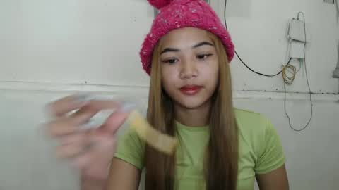 Snapshot of yosufloversweet chatting on 12-09-24, 05:19 fin online show from 12-09-24, 05:19