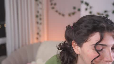 Elizabeth brunette -- Darline blonde  online show from 12-06-24, 01:33