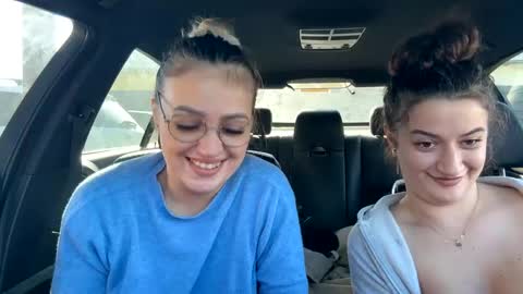 Snapshot of you_love_melisa chatting on 01-26-25, 10:45 private on 18 per minute start private 500 tokensOnlyfans  online show from 01-26-25, 10:45