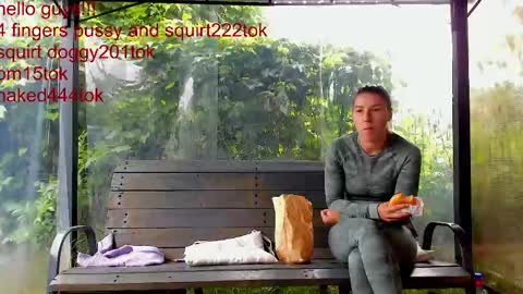 Snapshot of you_love_melisa chatting on 06-04-26, 09:04 private on 18 per minute start private 500 tokensOnlyfans online show from 06-04-26, 09:04