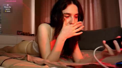 Snapshot of you_so_sweet chatting on 09-10-25, 11:43 LexieNate online show from 09-10-25, 11:43