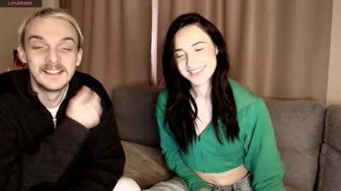 Snapshot of you_so_sweet chatting on 10-05-25, 07:17 LexieNate online show from 10-05-25, 07:17