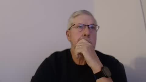 Colorado Guy Straight online show from 02-04-25, 12:22