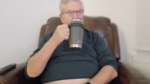 Colorado Guy Straight online show from 02-23-25, 01:21