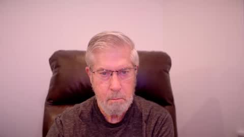 Colorado Guy Straight online show from 09-11-25, 02:44