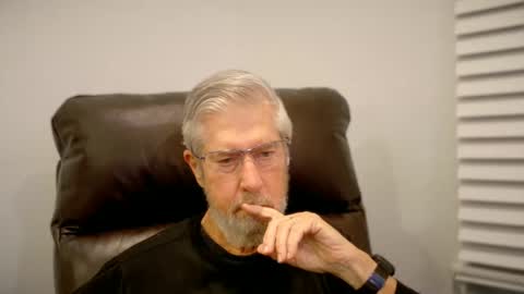 Colorado Guy Straight online show from 09-24-25, 04:27