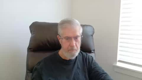 Colorado Guy Straight online show from 10-08-25, 08:17