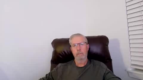 Colorado Guy Straight online show from 11-24-25, 12:38