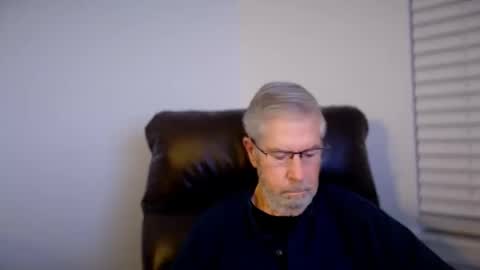 Snapshot of yougogirl_3 chatting on 12-16-25, 12:43 Colorado Guy Straight online show from 12-16-25, 12:43