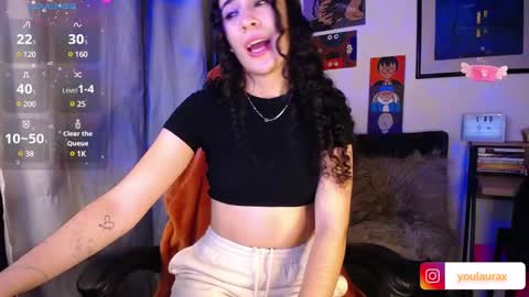 Snapshot of youlaura chatting on 03-09-25, 02:39 Laura Model Independt online show from 03-09-25, 02:39