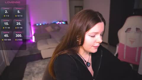 Snapshot of your_baby_julia chatting on 02-05-26, 05:23 Julia Please Thumbs up me online show from 02-05-26, 05:23