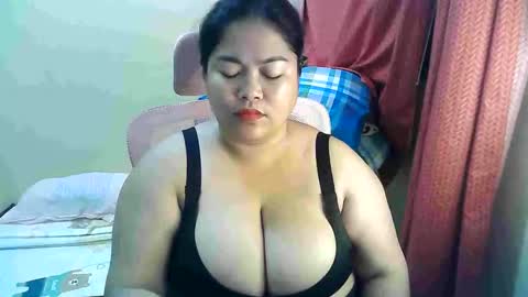 your_big_boobs online show from 10-02-25, 12:56