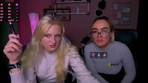 your bunny12 online show from 11-17-25, 02:56