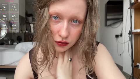 your_coraline_ online show from 01-10-25, 07:35