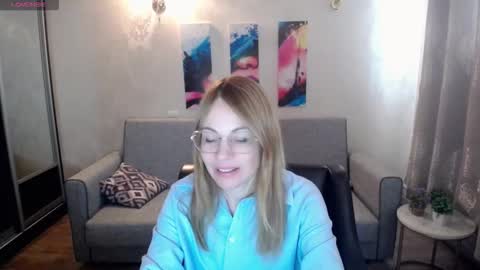 Snapshot of your_crush_12 chatting on 10-20-25, 06:47 your_crush_12 online show from 10-20-25, 06:47