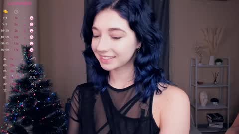 Snapshot of your_desssert chatting on 12-29-24, 06:56 Lina online show from 12-29-24, 06:56