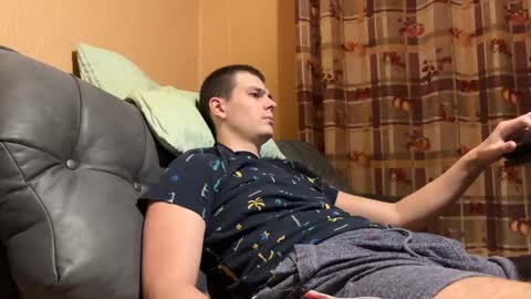 Kelly online show from 12-22-24, 06:48