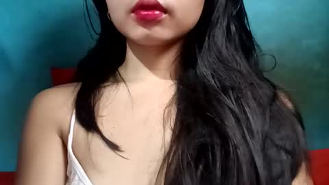 Snapshot of your_fantasy5 chatting on 12-19-25, 12:39 your_fantasy5 online show from 12-19-25, 12:39