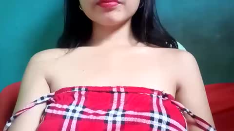 Snapshot of your_fantasy5 chatting on 05-11-26, 11:35 your_fantasy5 online show from 05-11-26, 11:35