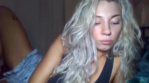 your_fav1 online show from 09-14-25, 01:27